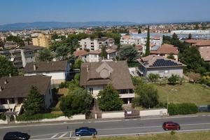 VILLA SINGOLA A FOLIGNO