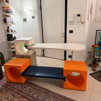 Scrivania di Design e ripiano design