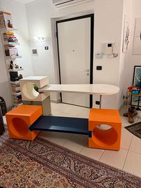 Scrivania di Design e ripiano design