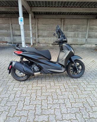 Piaggio Beverly 300