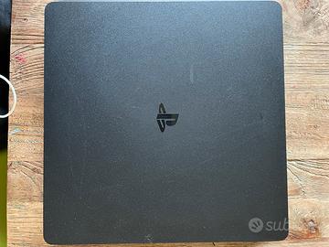 Ps 4 slim