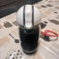 Macchina del caffe Nescafè Dolce Gusto DeLonghi