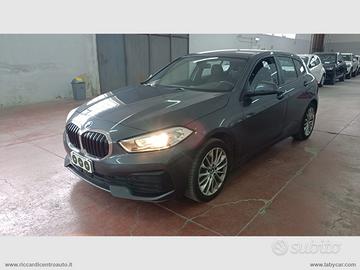 BMW 116d 5p. Business Advantage
