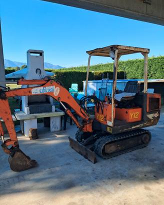 miniescavatore y 12