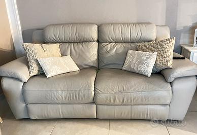 Divano poltrone sofà in pelle elettrico