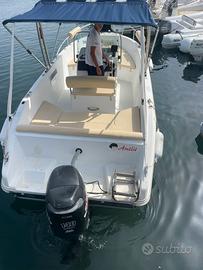 Aquamar 22 Suzuki 140 4 tempi