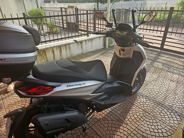 Piaggio Beverly S 400 - Solo 2.100 km