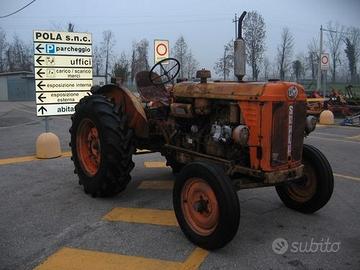 Trattore agricolo mod. fiat om 512