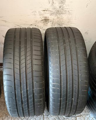 225/40/18 Bridgestone