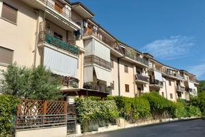 Appartamento 6,5 vani, giardino, garage, cantina