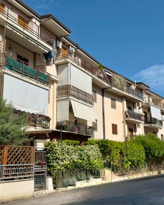 Appartamento 6,5 vani, giardino, garage, cantina