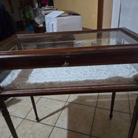 Vetrinetta da salotto completo di anta con chiave