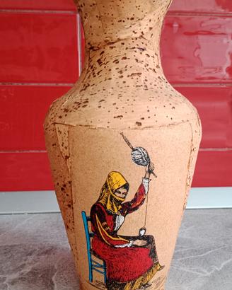 vaso in terracotta e sughero 
