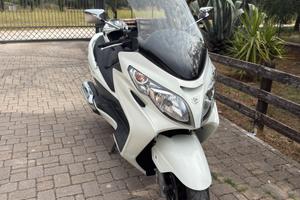 Suzuki Burgman 400