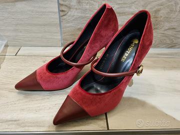 Scarpe decollete in velluto bordeaux