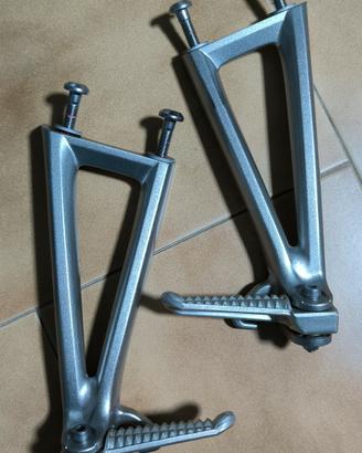 Pedane passeggero r6 2009 