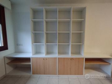 mobile componibile con libreria