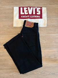 Levi’s 501 con borchie w28