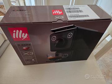 macchina  caffè illy
