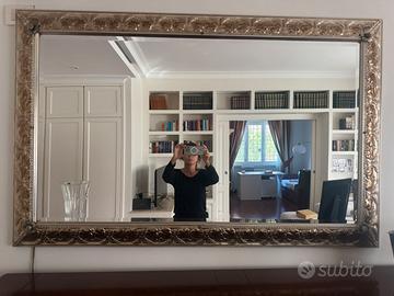 Specchiera grande cornice lavorata dorata argentat