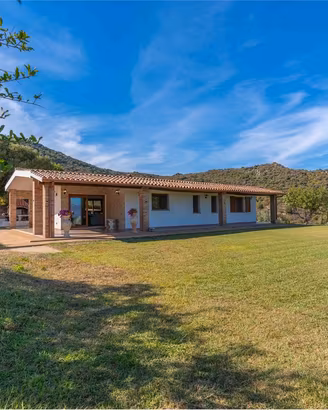 VIA PINNACULA OLBIA - VILLA STILE STAZZU CON VIST