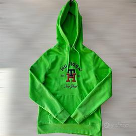 Felpa Tommy Hilfiger verde con capouccio e logo