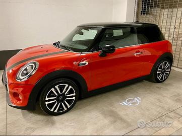 Mini Cooper D HYPE CAMBIO AUTOMATICO
