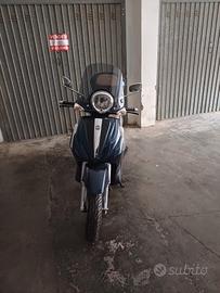 Piaggio Beverly 500