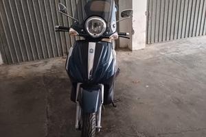 Piaggio Beverly 500