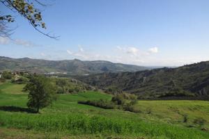 Rustico / Casale di 90 m² con 3 locali e box auto 