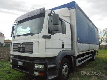 Man Tgl 240 cv ,4X2, cassone+centine cambio manual