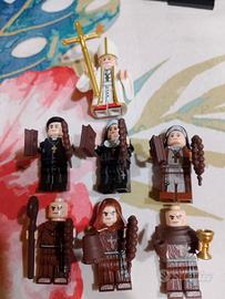 7 minifigure compatibili lego prete papa suore