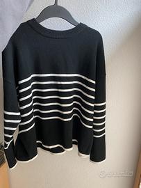 felpa a striscue biancha e nera maglione