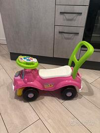 Macchinina cavalcabile Clementoni