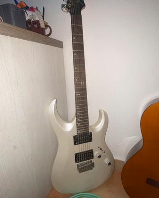 Chitarra Elettrica con apposito cavo