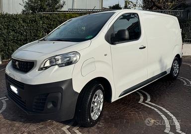 Peugeot expert elettrico furgone 3 posti