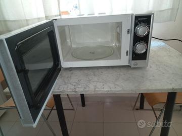 Forno a Microonde Silver Crest SMW 700B1