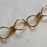 Bracciale rigido a maglie grandi Elegante