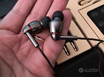 1More Cuffie in ear Quad Drivers