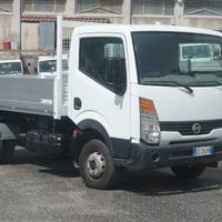 Nissan Cabstar 35.13 con cassone ribaltabile trila