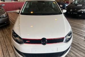 Volkswagen Polo 1.2 R-LINE/ GARANZIA