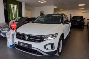 VOLKSWAGEN T-ROC LIFE 2.0 DSG 150CV NAVI CRUISE AN