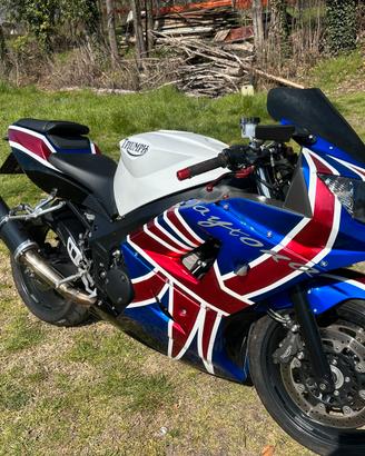 Triumph daytona
