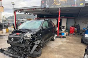Smart ForFour 70 1.0 sinistrato - 2019