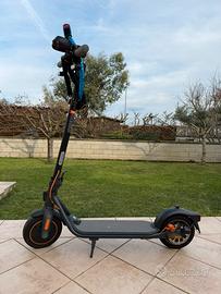 Monopattino Elettrico Ninebot 40FI
