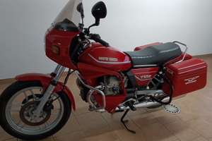 Moto Guzzi SP 650