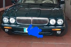 Jaguar xj 4.2 v8 targa oro
