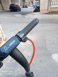 monopattino elettrico ninebot E2 plus 
