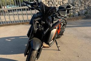 KTM 1390 superduke R