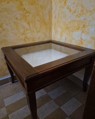 Tavolino vetrinetta in legno